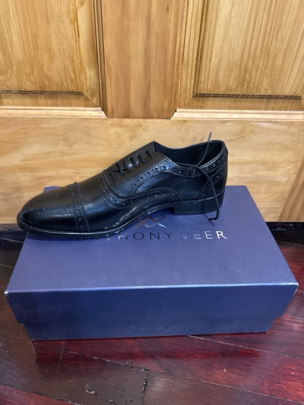 Anthony Veer Ford Cap Toe Oxford Shoes with Black Leather Brogue Men's Size 9